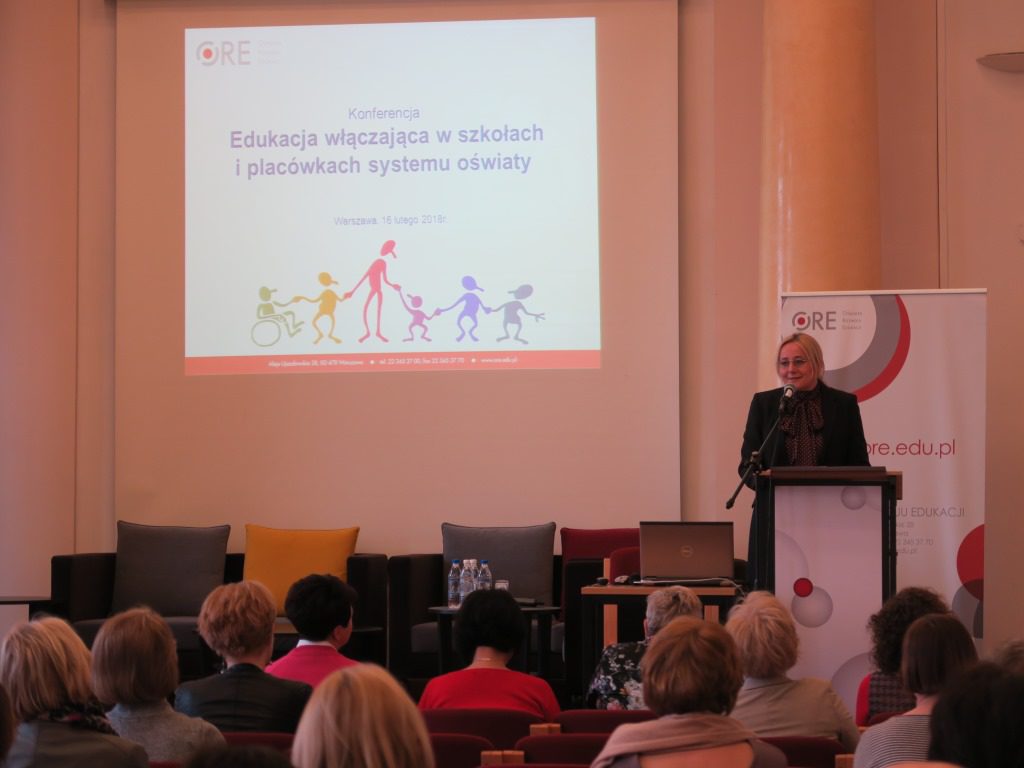 Wicedyrektor ORE Marzenna Habib otwiera konferencję