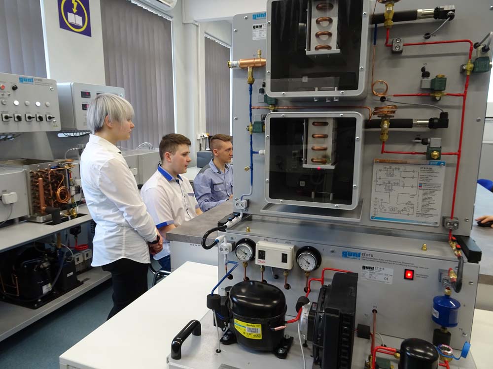 Nowe pracownie zawodowe w Technikum Elektryczno-Energetycznym w Bydgoszczy