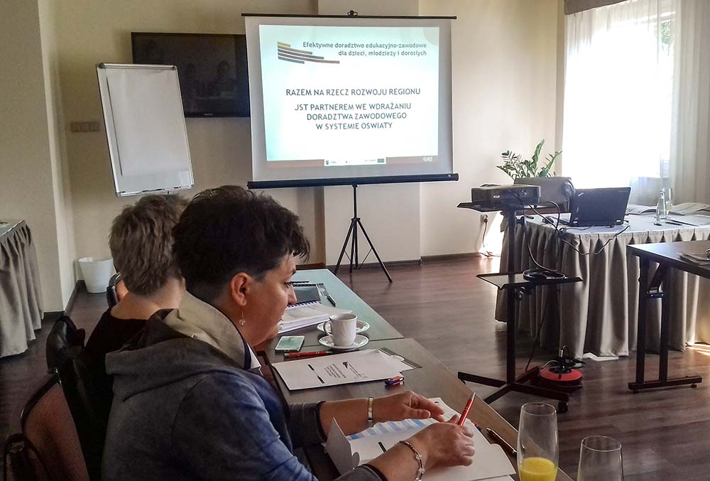 Seminaria wdrożeniowe dla jednostek samorządu terytorialnego – jesteśmy w połowie!