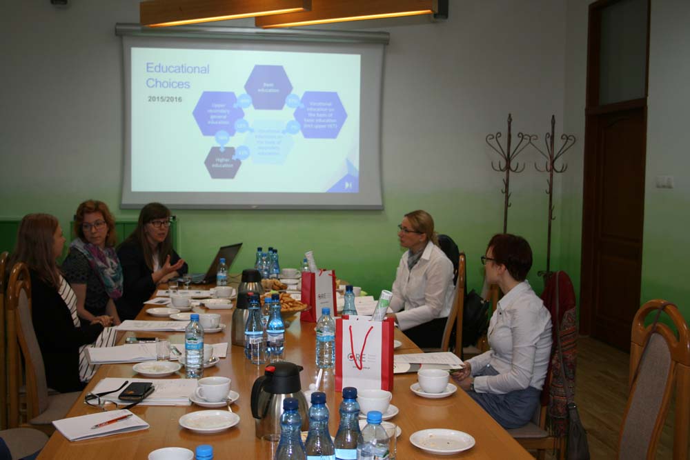 Uczniowie ze&nbsp;specjalnymi potrzebami edukacyjnymi w&nbsp;systemie edukacji – wizyta delegacji z&nbsp;Estonii