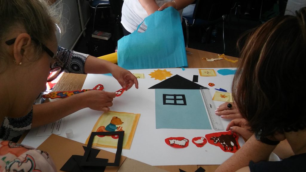 Praca grupowa – zadanie: przedstaw kolorową uliczkę i oblicz obwód ściany niebieskiego domu