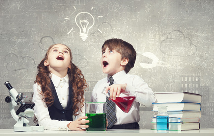 Szkolenie „Eksperyment – nauczanie przez&nbsp;odkrywanie”