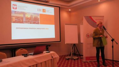 wystąpienie dr Dominiki Walczak, Instytut Badań Edukacyjnych