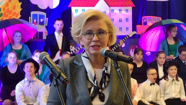 Specjalistyczne Centra Wspierające Edukację Włączającą – rusza pilotażowy program. Konferencja z udziałem wiceminister Marzeny Machałek