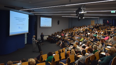 Konferencja „Młodzież w&nbsp;kryzysie psychologicznym – przyczyny i&nbsp;profilaktyka” w&nbsp;Nowym Sączu