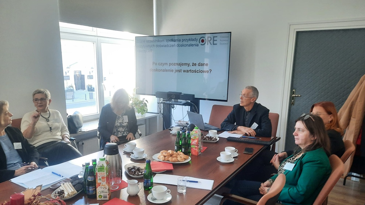 Konsultacje w sprawie wzmacniania systemu doskonalenia nauczycieli