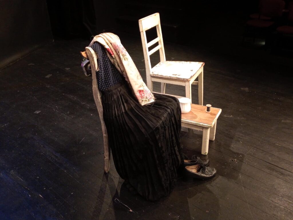 Stroje ludowe mieszkańców Górnego Śląska nie tylko zachwycają pięknem, lecz także wskazują na szereg symbolicznych znaczeń.