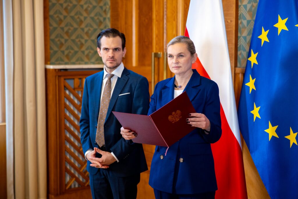 Minister Edukacji Barbara Nowacka i dyrektor IBE Tomasz Gajderowicz