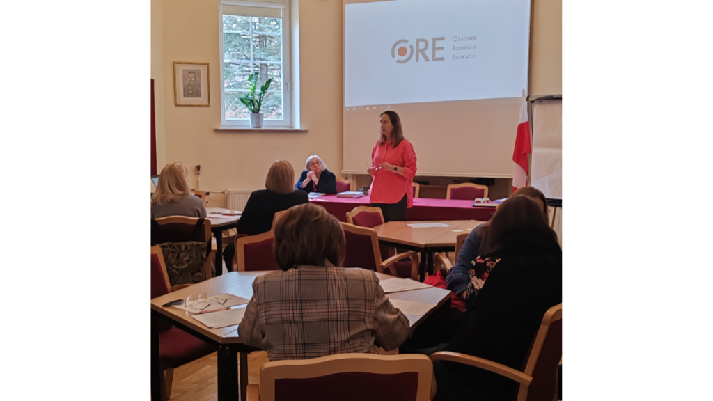 Prowadząca warsztaty Małgorzata Jakubczak, specjalistka WEW Ewa Butryn oraz uczestnicy