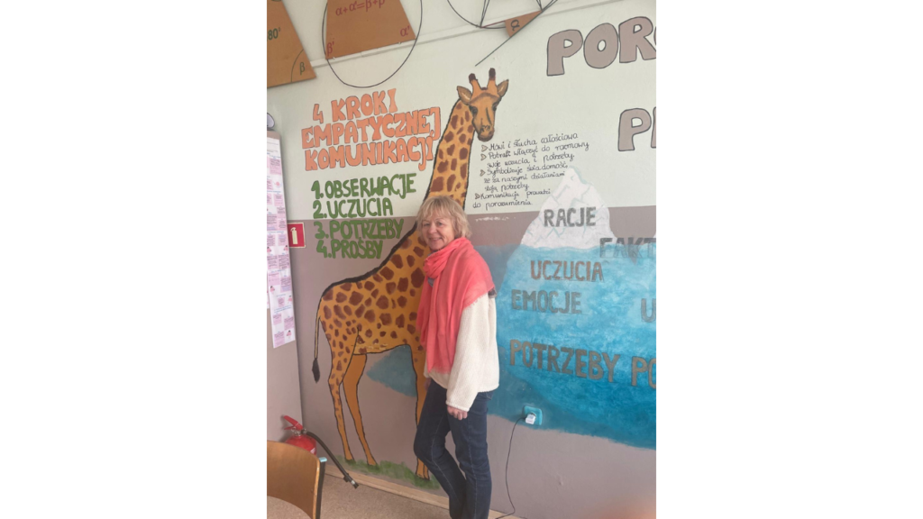 Alina Sarnecka, kierownik Wydziału – Centrum Koordynującego Specjalistyczne Centra Wspierania Edukacji Włączającej w ORE, podczas konferencji „Empatyczna Edukacja ⇒ Empatyczna Polska”