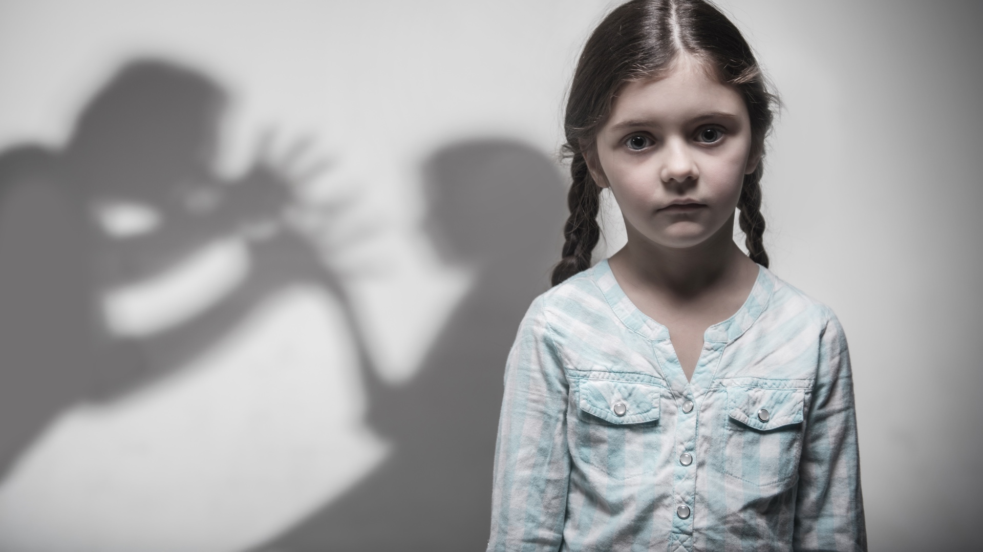 Szkolenie e-learningowe „Niebieskie Karty« w oświacie. Jak przeciwdziałać przemocy domowej wobec dziecka”