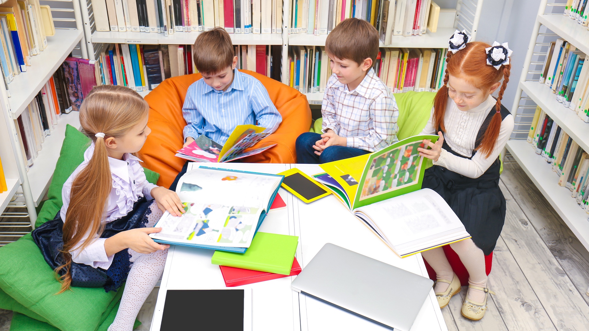 Szkolenie online „Specyfika nauczania – uczenia się w zakresie analizowania i wykorzystania informacji w edukacji wczesnoszkolnej”