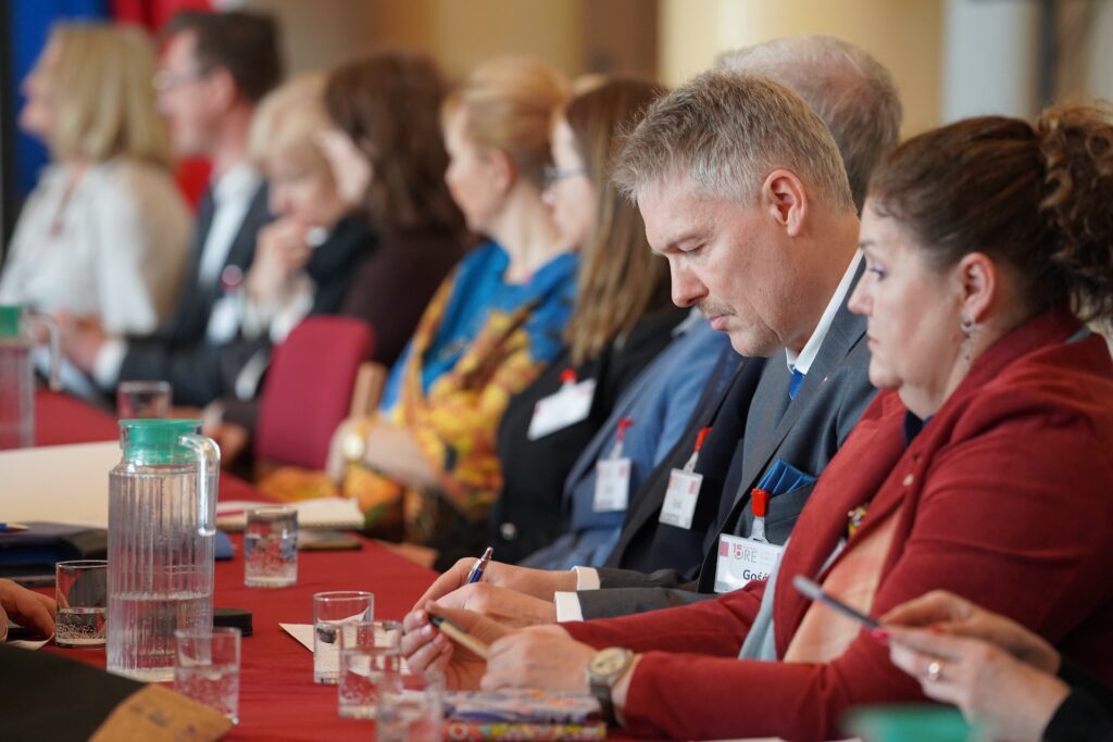 Przedstawiciele Kuratoriów Oświaty, Wojewódzcy konsultanci ds. psychiatrii