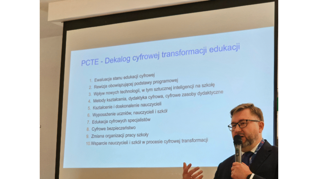 Wystąpienie dyrektora Departamentu Innowacji i Rozwoju w Ministerstwie Edukacji Narodowej Tomasza Kulasy