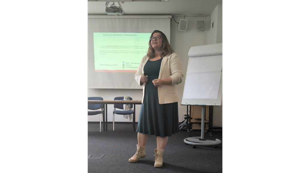 Dr Justyna Józefowicz, kierownik Wydziału Promocji Zdrowia, Profilaktyki i Wychowania ORE, przedstawia perspektywy wdrażania edukacji zdrowotnej