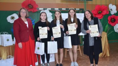 Konkurs wiedzy o życiu i twórczości Cypriana Kamila Norwida w Strachówce