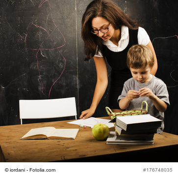 Uczeń ze specjalnymi potrzebami edukacyjnymi – poradnik dla dyrektora