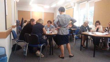 Zajęcia w grupach – analiza programu wychowawczo-profilaktycznego