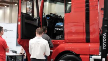 samochód szkoleniowy - mechanik samochodowy