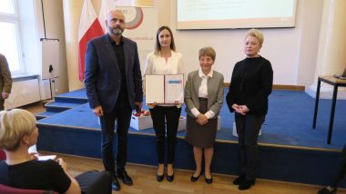 wręczenie Krajowego Certyfikatu laureatom