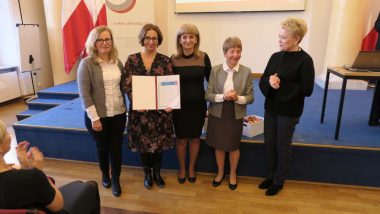 wręczenie Krajowego Certyfikatu laureatom