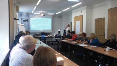 Pani Marzenna Czarnocka przedstawia rekomendacje dotyczące edukacji włączającej