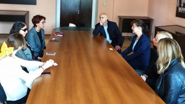 Spotkanie p.o. dyrektor ORE Marzenny Habib w szkole dla niewidomych nr 202 w Tbilisi z udziałem wiceminister edukacji, nauki, kultury i sportu Gruzji Ekaterine Dgebuadze, dyrektor Departamentu Rozwoju Strategicznego Nodar Razmadze, dyrektor szkoły Tinatin Sabauri