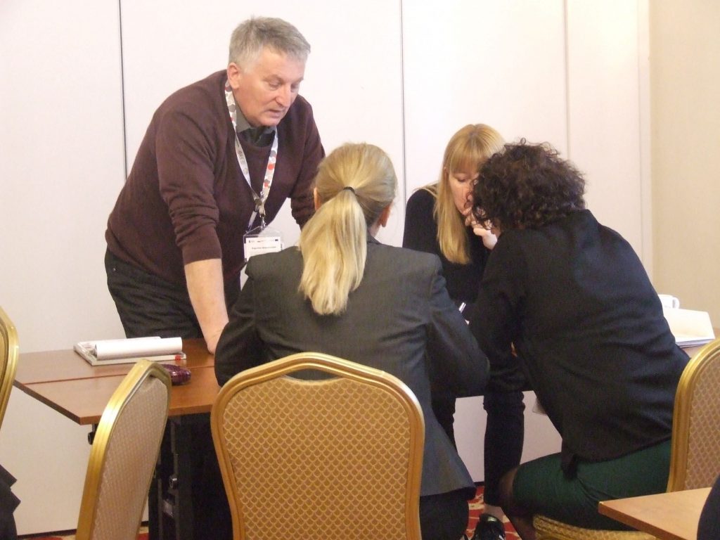 Szkolenie dla ekspertów ds. rozwoju oświaty samorządowej. Zajęcia warsztatowe dotyczące realizacji wsparcia rozwojowego adresowanego do JST