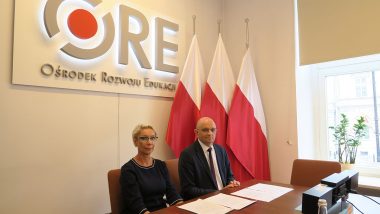 Wicedyrektor ORE Tomasz Pitucha i Kierownik WRKSO Agnieszka Karczewska-Gzik