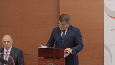 z lewej Tomasz Pitucha – Wicedyrektor ORE, z prawej Tomasz Madej – Dyrektor ORE