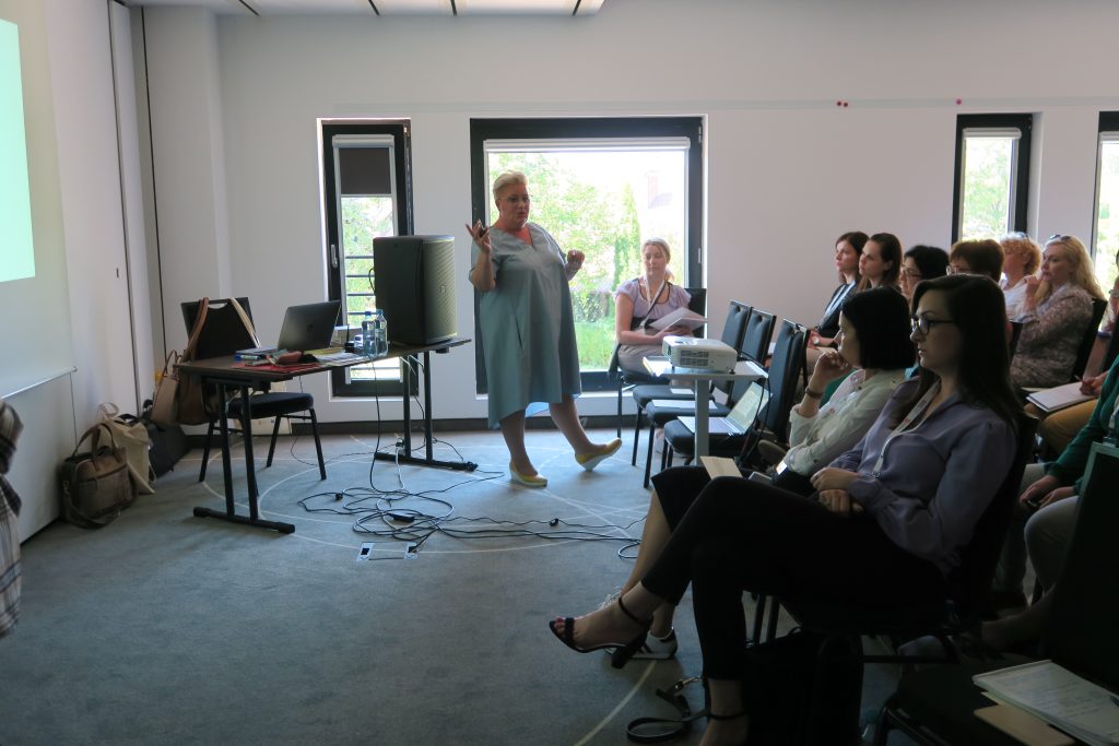 Widok na uczestników warsztatów.