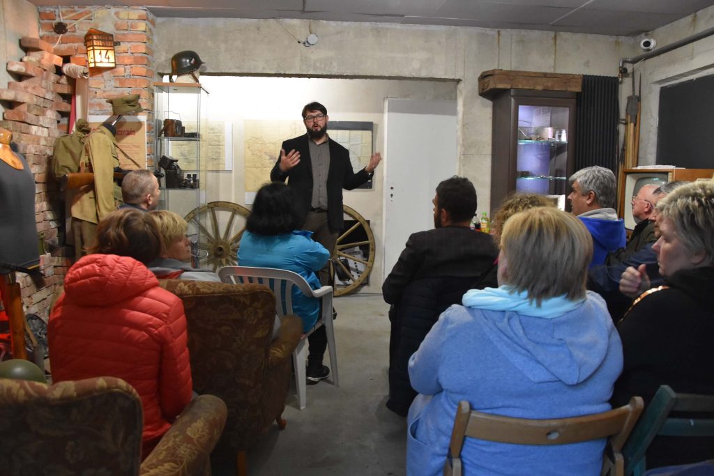 Wojciech Jarosławski o edukacyjnej aktywności Muzeum i zasadach współpracy ze szkołami.