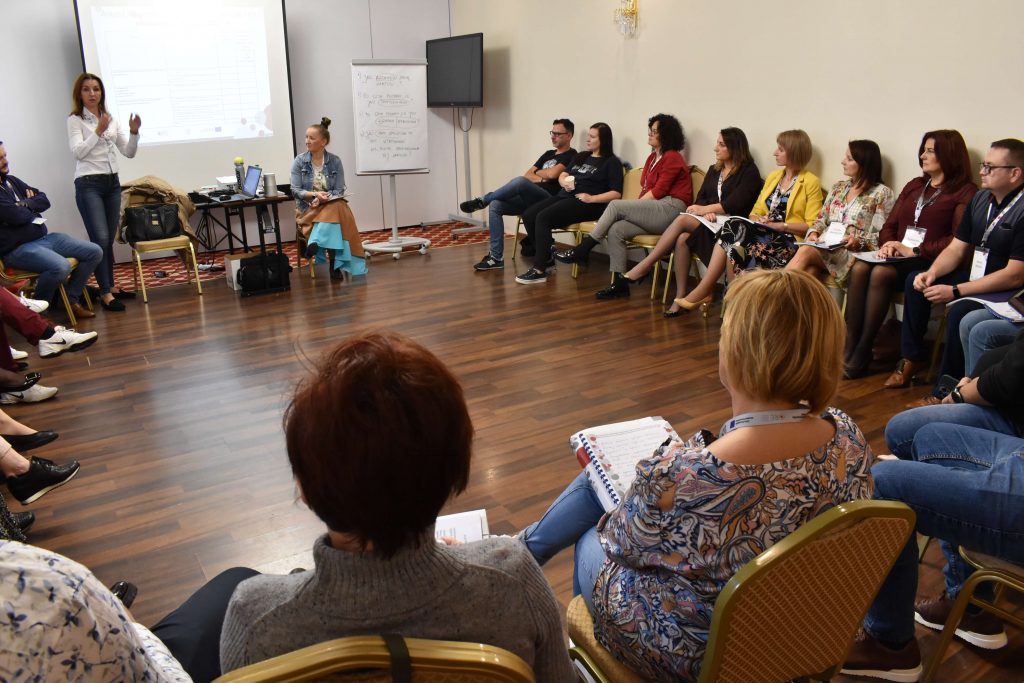 Zajęcia warsztatowe – samorządowcy i dyrektorzy szkół/placówek z gmin miejskich i powiatów