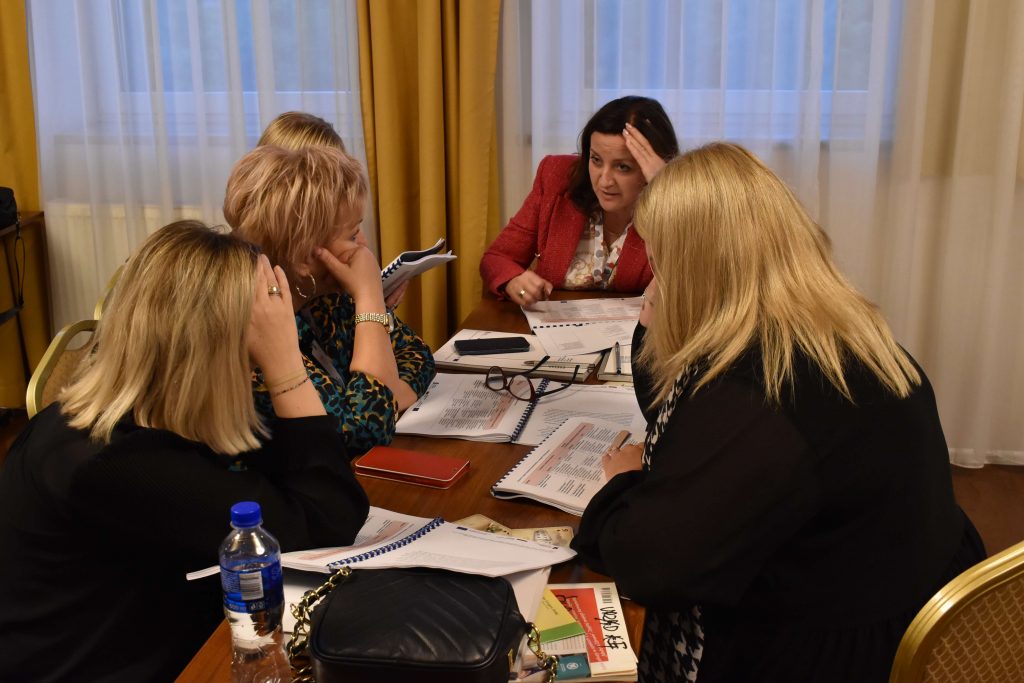 Warsztaty - praca w zespołach reprezentujących jednostki samorządu terytorialnego