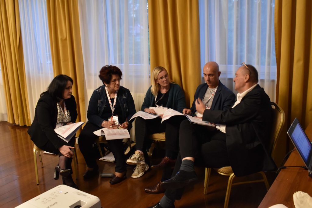 Warsztaty - praca w zespołach reprezentujących jednostki samorządu terytorialnego