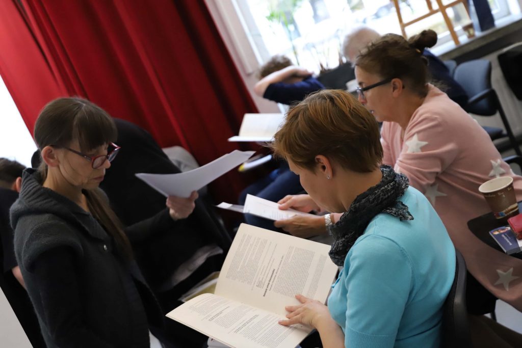 Uczestnicy szkolenia podczas zajęć