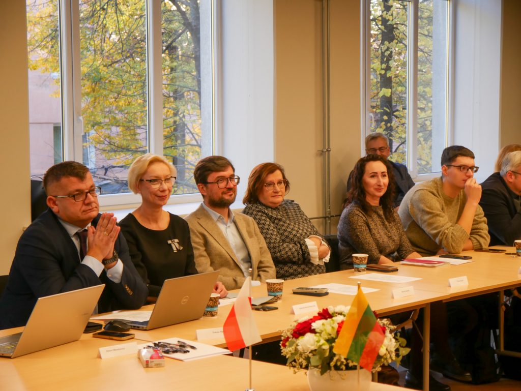 Tomasz Madej p.o Dyrektor ORE, Agnieszka Karczewska -Gzik kierownik wydziału Rozwoju Kompetencji Społecznych i Obywatelskich, dr Marcin Smolik - Dyrektor Centralnej Komisji Egzaminacyjnej , dr Wioletta Kozak - kierownik Wydziału Egzaminów z Przedmiotów Kształcenia Ogólnego CKE