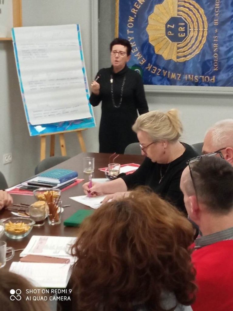 Spotkanie z pracownikami gminy Blachowania. Spotkanie prowadzi Pani Maria Szostak