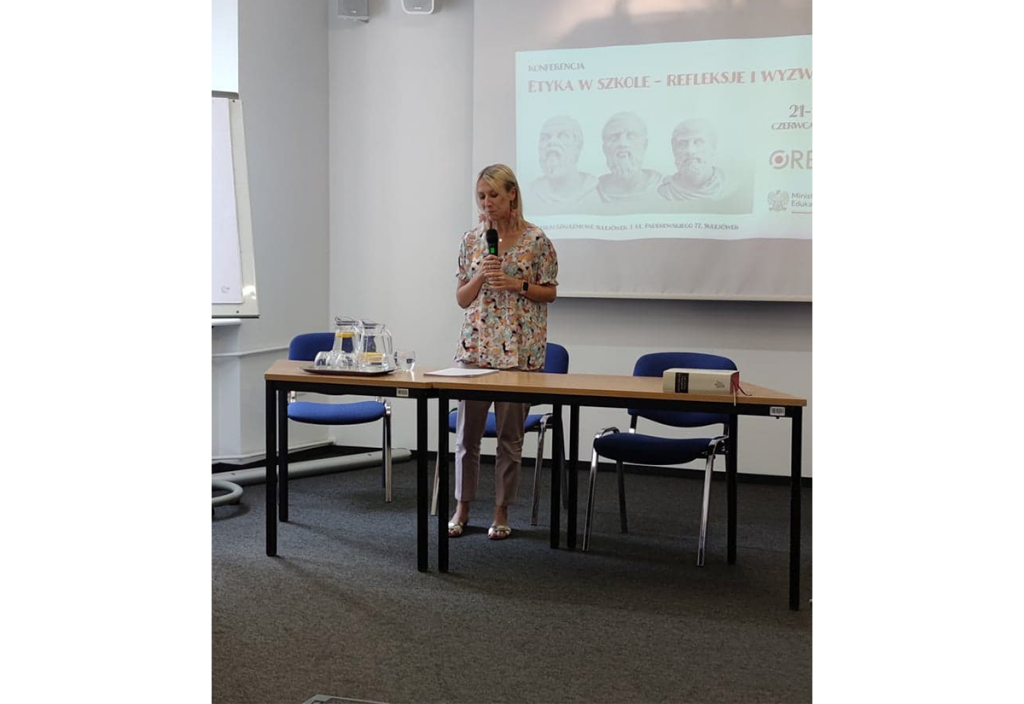 dr Joanna Kiereś - Łach