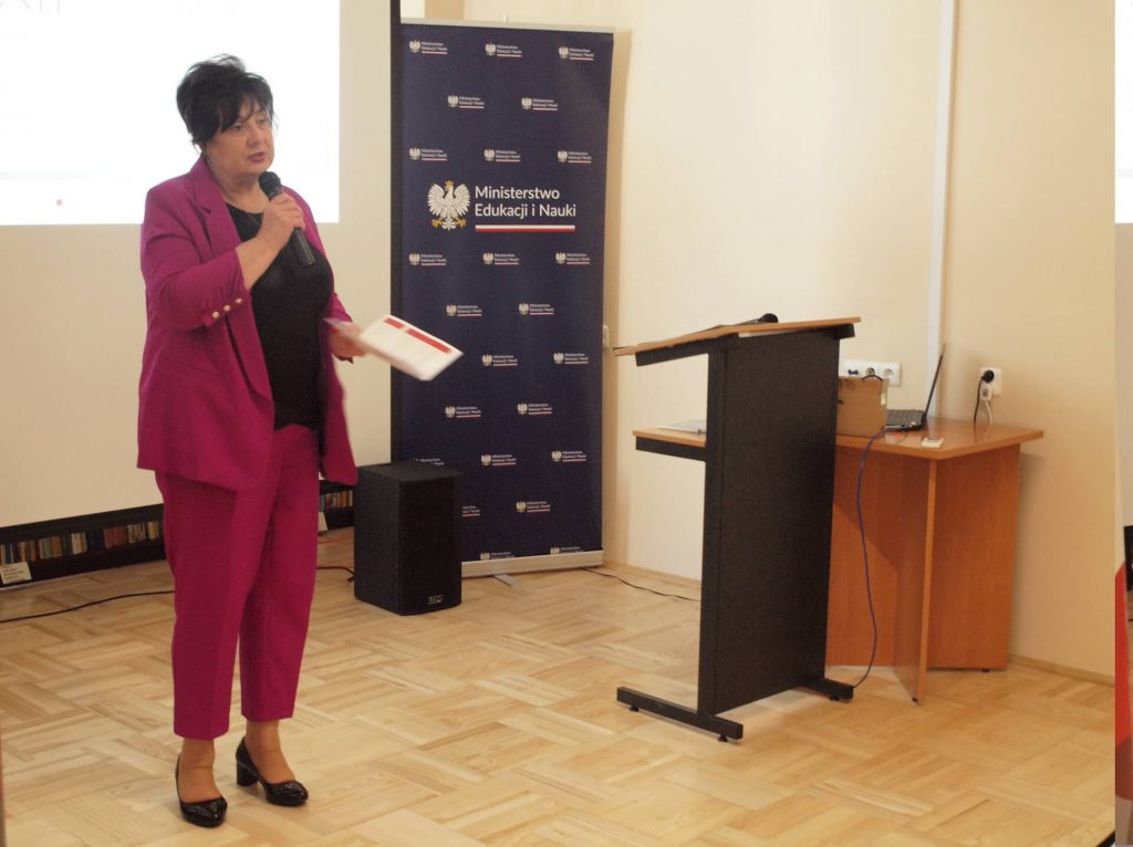 Krystyna Wróblewska Dyrektor Podkarpackiego Zespołu Placówek Wojewódzkich