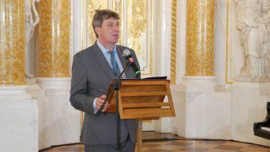 dr hab. Paweł Skrzydlewski Rektor Akademii Zamojskiej