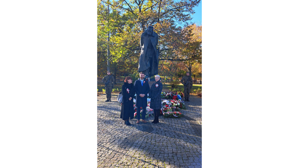 z lewej Joanna Demczyna Starszy Wizytator PKO Robert Zawadzki WRKSO ORE, Agnieszka Karczewska -Gzik Kierownik Wydziału Rozwoju Kompetencji Społecznych i Obywatelskich