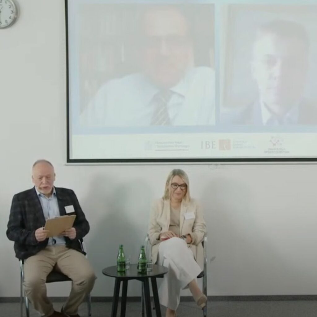 od lewej prowadzący prof, Piotr T. Nowakowski IBE; dr Ewa Smołka Lubelska Akademia WSEI; prof. Jarosław Horowski Uniwersytet Mikołaja Kopernika w Toruniu; mgr Michał Gulczyński doktorant na Uniwersytecie Bocconiego w Mediolanie