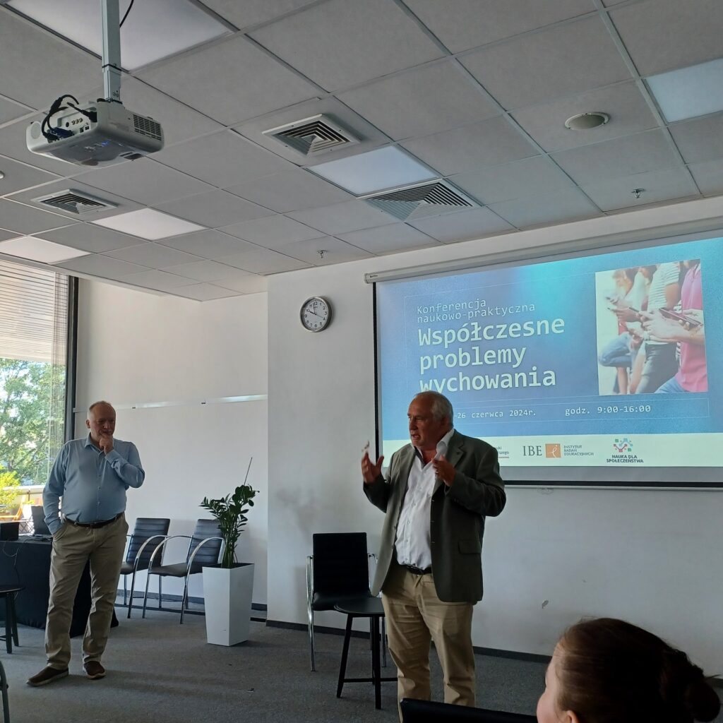 od lewej prof. Piotr T. Nowakowski IBE; prof. Marek Rembierz Uniwersytet Śląski w Katowicach