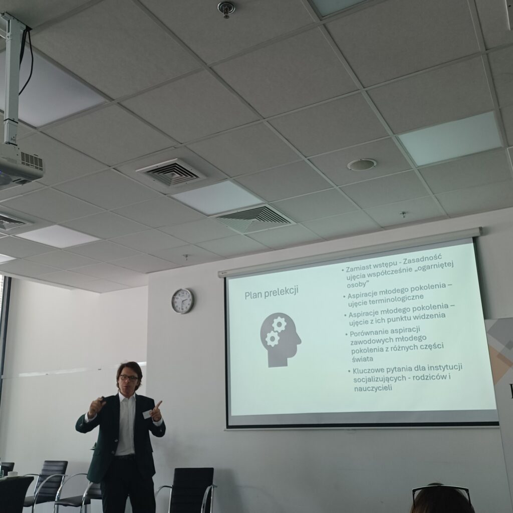 dr Mateusz Szast Uniwersytet Komisji Edukacji Narodowej w Krakowie