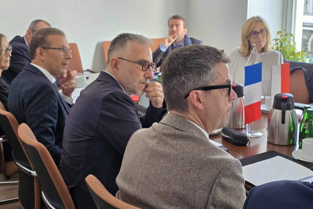 Wizyta studyjna przedstawicieli francuskiego systemu edukacji: Bernadette Paccalin, Kamel Haddad, Jérôme Muzard, Pierre Pottez, Angeline Joyet, Jean-Pierre Méau, Jérémie Ranque; przedstawiciele Instytutu Francuskiego i Ambasady: Francji Philipp Morisset i Anna Leszczyńska-Wojno przedstawiciele ORE; Andrzej Suchenek i Magdalena Mrozkowiak, Magdalena Płotczyk, Anna Susek