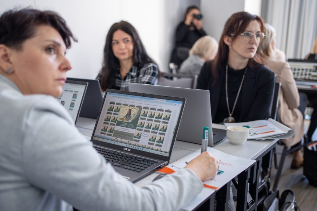 Uczestnicy konferencji podczas warsztatów