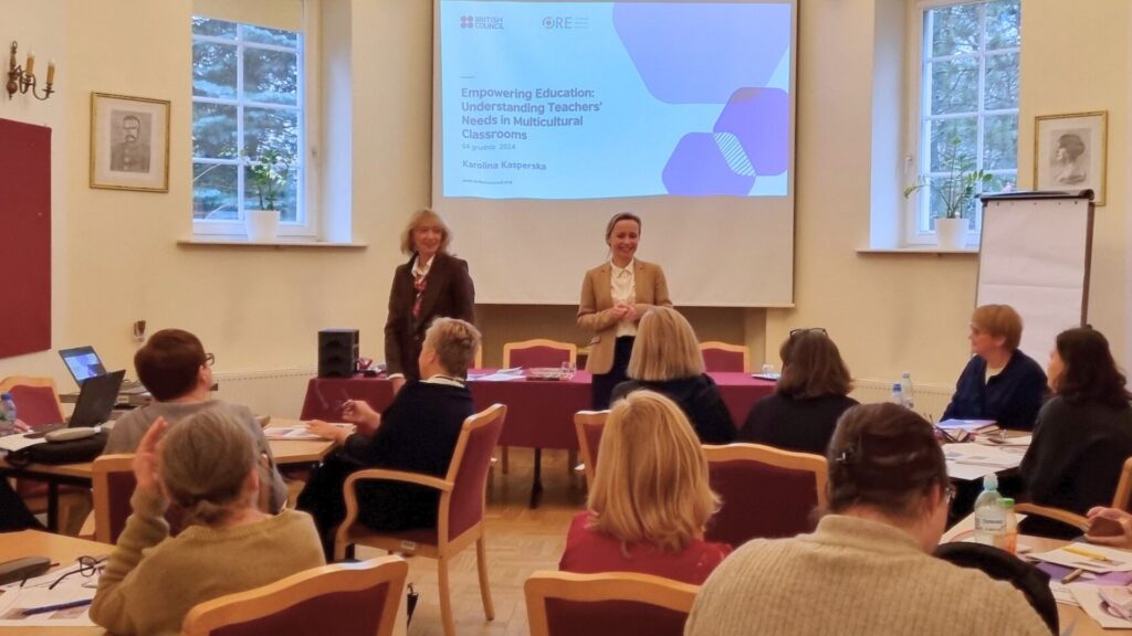 Od lewej: Elżbieta Witkowska - kierownik Wydziału Kompetencji Językowych i Współpracy Międzynarodowej, Karolina Kasperska - British Council