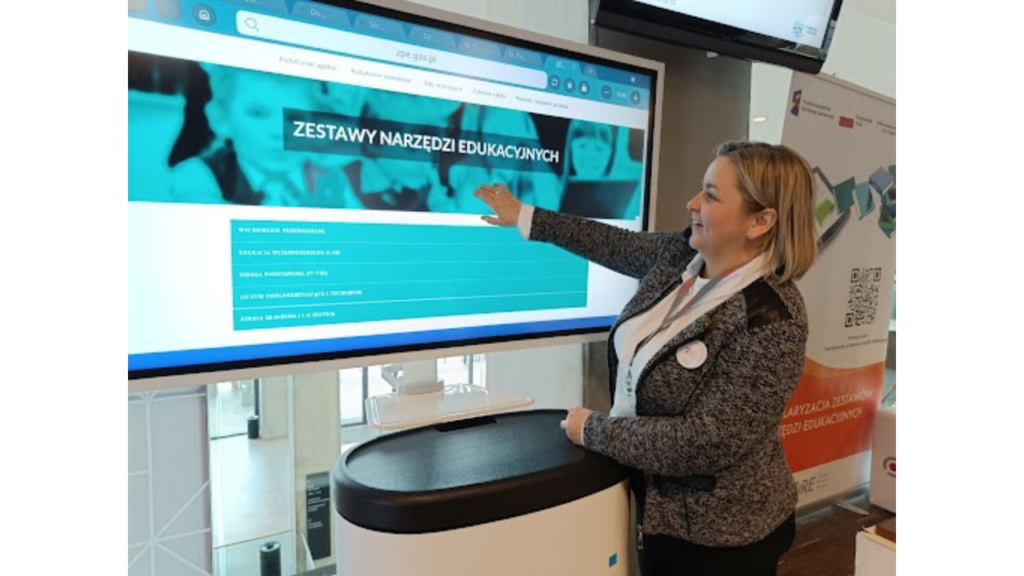 Magdalena Jakubowska, ekspert ds. upowszechniania i komunikacji w projekcie „Popularyzacja zestawów narzędzi edukacyjnych oraz metod nauczania i uczenia się wspomagających rozwój kluczowych kompetencji uczniów, dostosowanych do potrzeb rynku pracy”