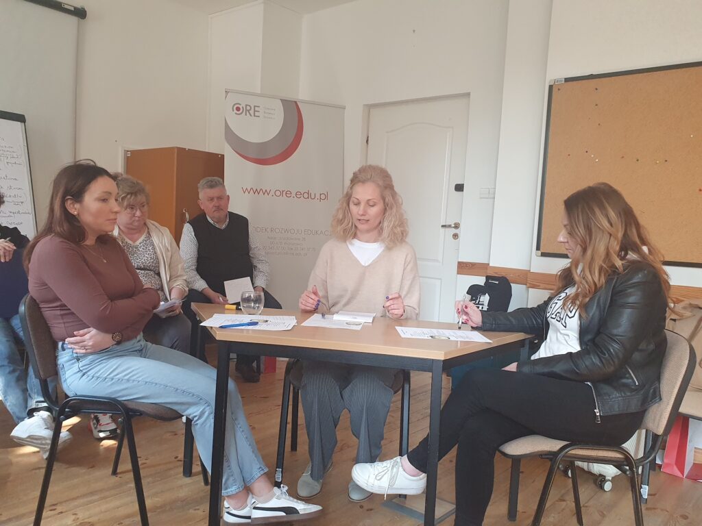 Uczestnicy warsztatów podczas ćwiczeń praktycznych – grupowych i indywidualnych